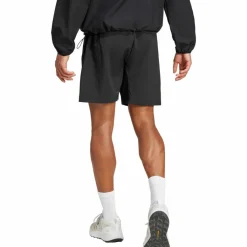 adidas Streetwear< black