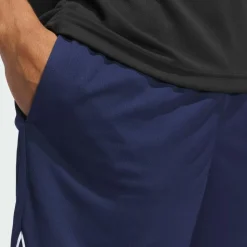 adidas Basketball<· Basketball Badge of Sport Shorts Team Navy / Team Navy