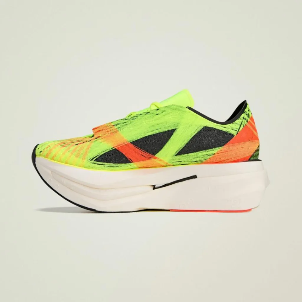 Outlet · by Stella McCartney Prime x 2.0 Damen Laufschuhe