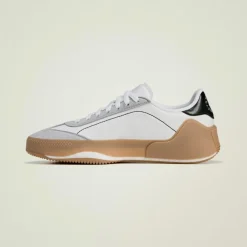 adidas Fitnessschuhe<· by Stella McCartney Court Boost Cloud White / Charcoal / Core Black