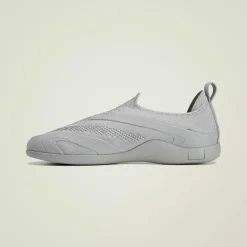 adidas Fitnessschuhe|Fitnessschuhe<· by Stella McCartney Taekwondo Onix / Silver Metallic / Onix