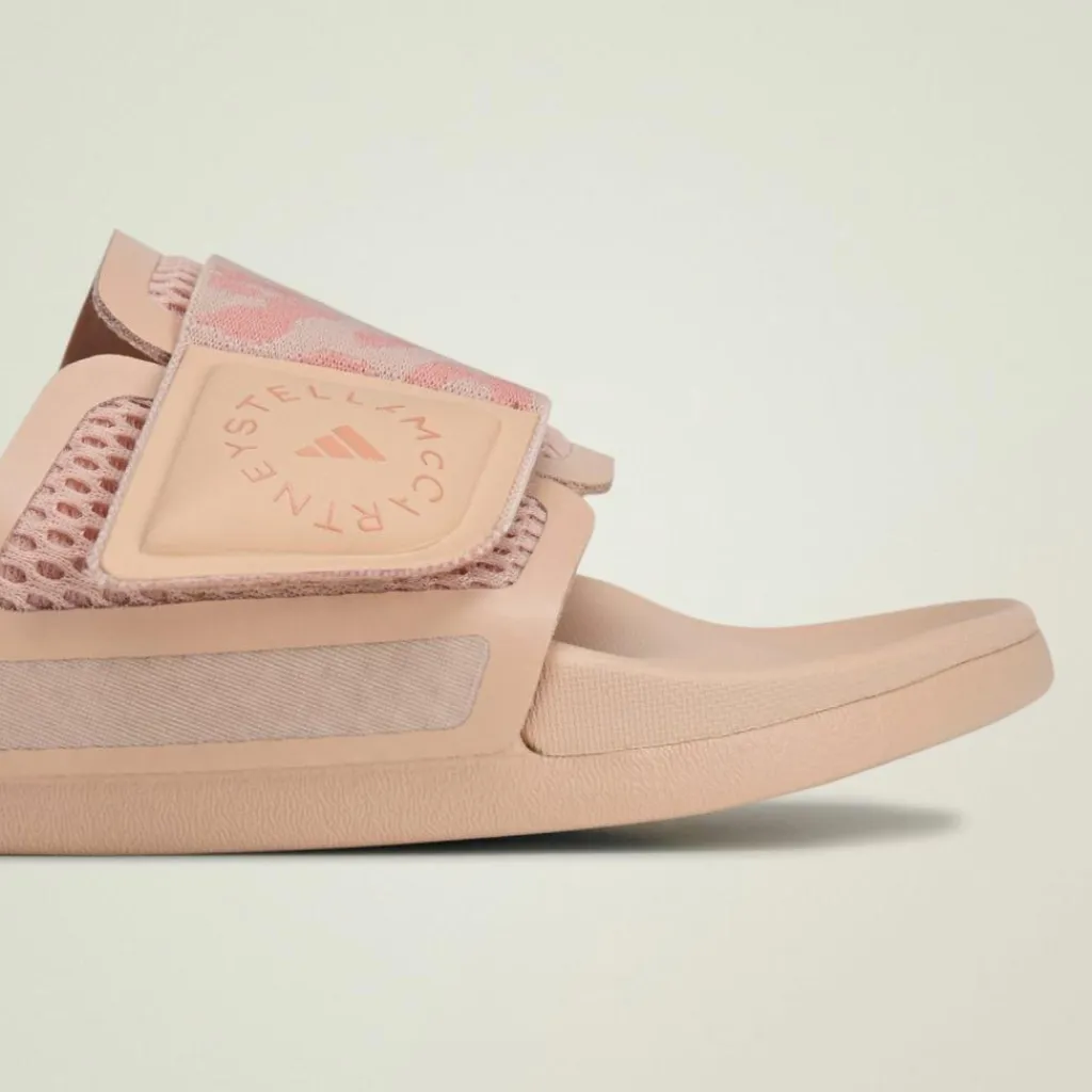 adidas Schwimmen|Schwimmen<· by Stella McCartney Badeschlappen Soft Powder / Soft Powder / Ambient Blush