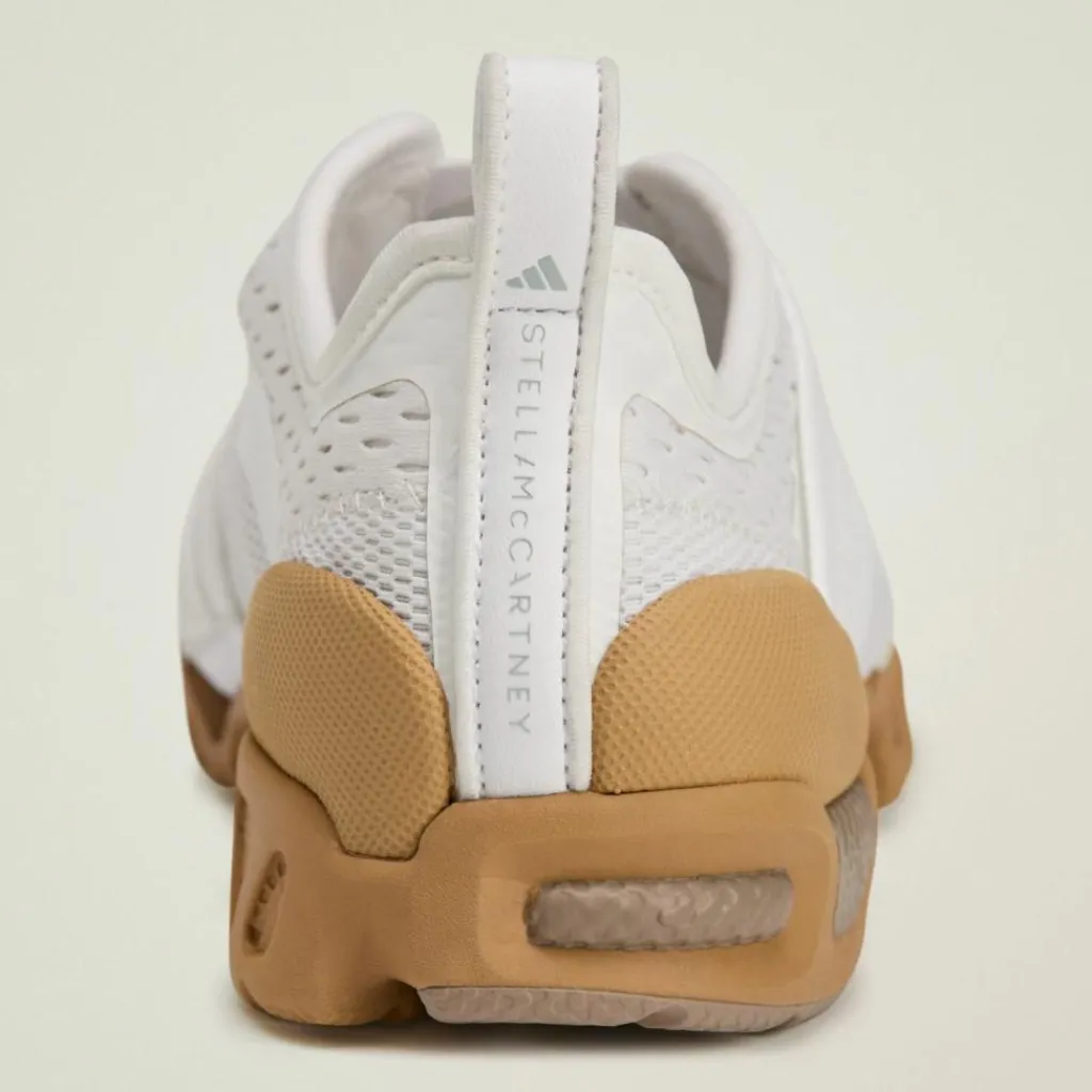 Online · by Stella McCartney Sportswear X Damen Fitnessschuhe