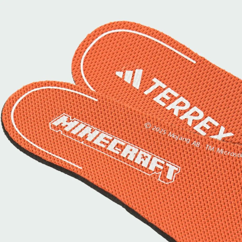 adidas Wanderschuhe<· Minecraft TerrexAX4R Wanderschuh Cardboard / Cloud White / Semi Impact Orange