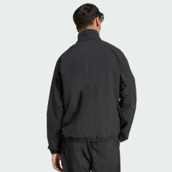 Sale · Essential Windbreaker mit kleinem Logo Herren Übergangsjacken