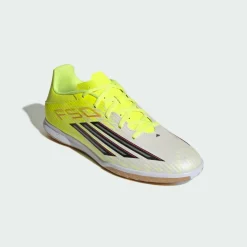 adidas Fußball|Fußballschuhe<· F50 CLUB Fußballschuh, Hallenböden Team Solar Yellow 2 / Core Black / Lucid Red