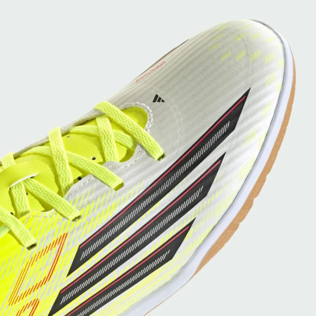 adidas Fußball|Fußballschuhe<· F50 CLUB Fußballschuh, Hallenböden Team Solar Yellow 2 / Core Black / Lucid Red