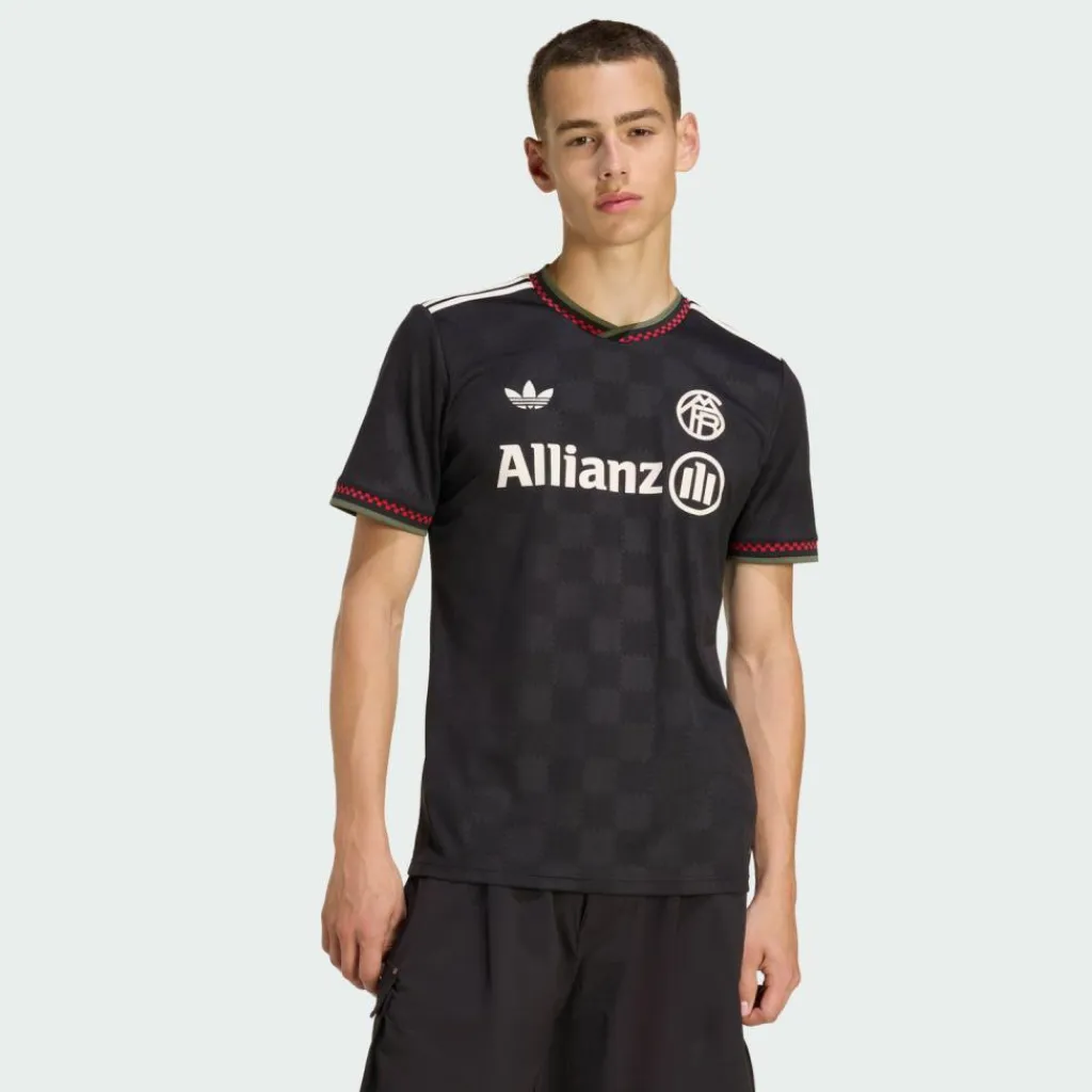 Clearance · FC Bayern München 2025/2026 Damen Trikots|Trikots