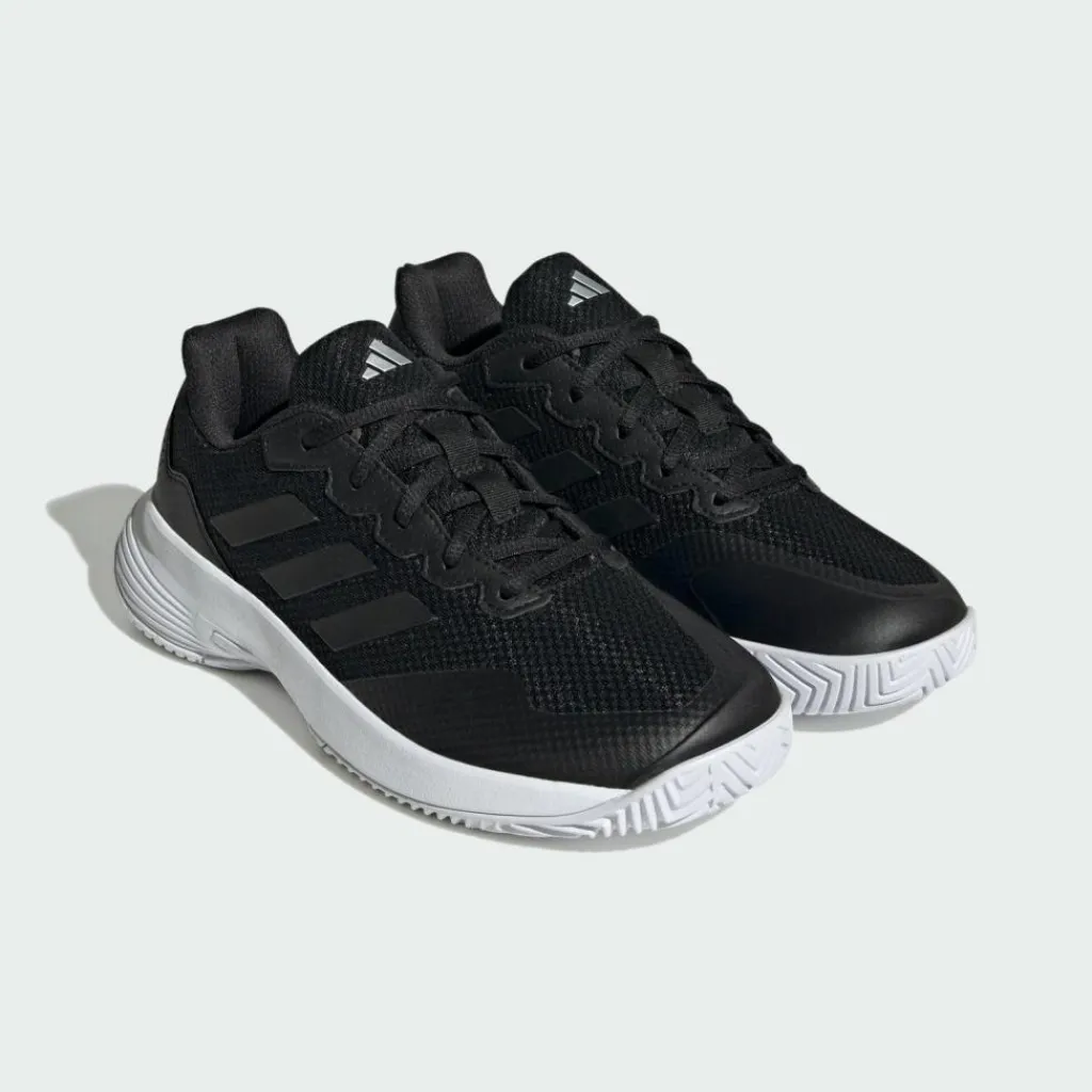adidas Tennis<· Gamecourt 2.0 Tennisschuh Core Black / Core Black / Silver Metallic