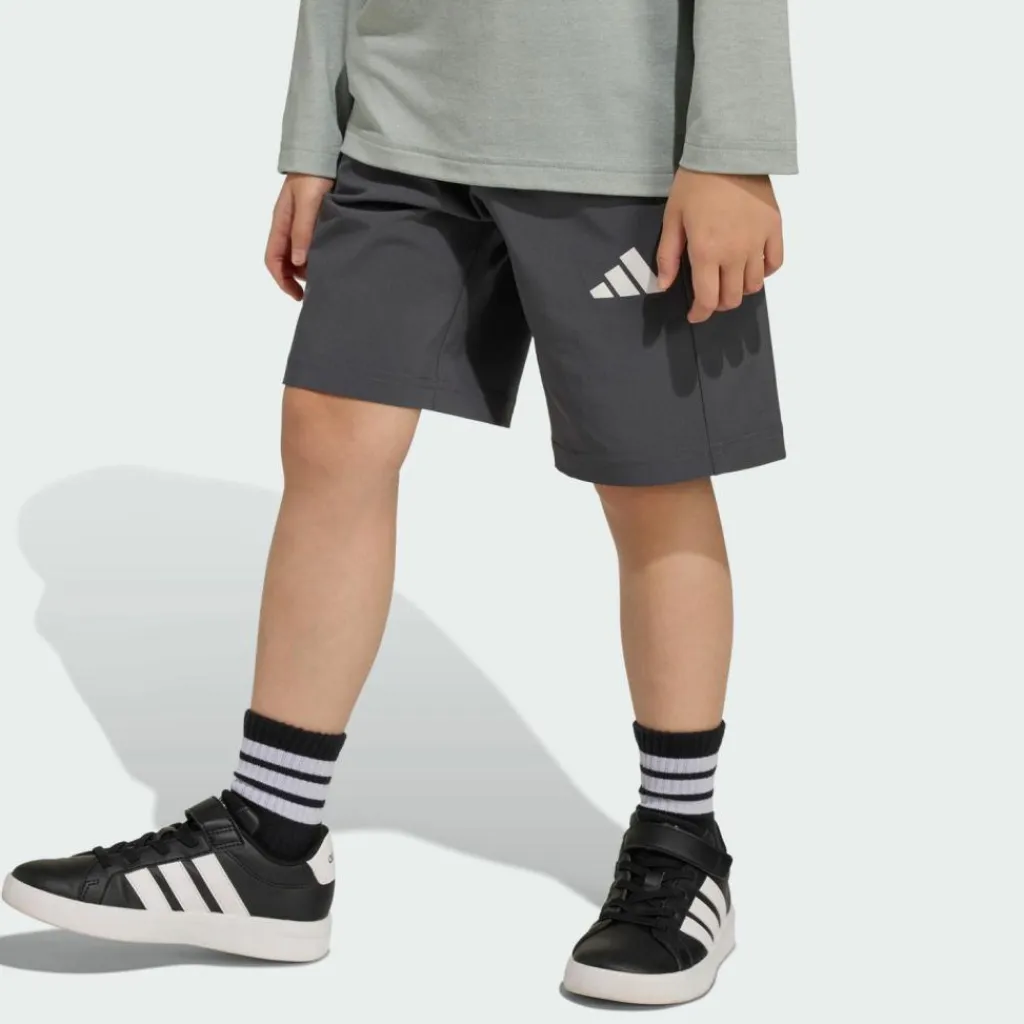 adidas Trainingsanzüge<· GOTO PZ KIDS SPORT-SET Off White / Wonder Sage / White