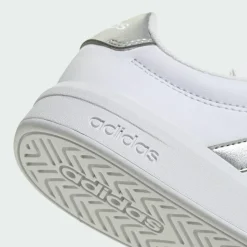 adidas Sneaker<· GRAND COURT 3.0 KINDER UND TEENS SCHUH Cloud White / Silver Metallic / Silver Metallic