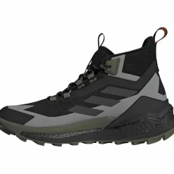 adidas Wanderschuhe<· GTX FREE HIKER 2 core black-carbon-olive strata