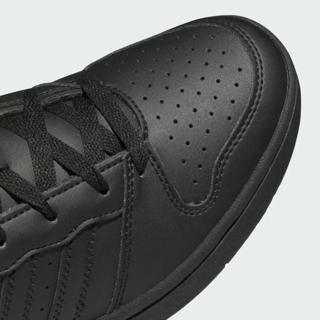 adidas Sneaker<· HOOPS CLASSIC SCHUH Core Black / Core Black / Carbon