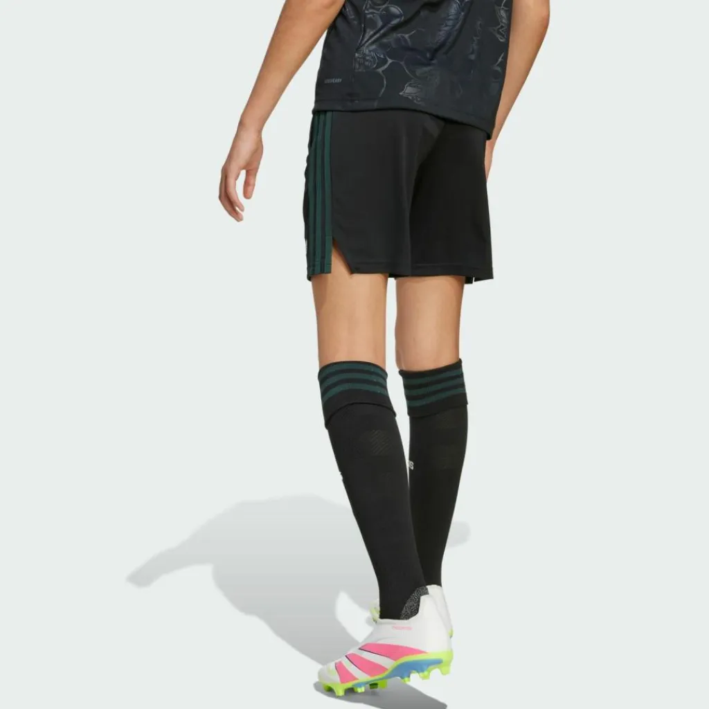 Clearance · Juventus Turin 25/26 Ausweichshorts Kinder Shorts