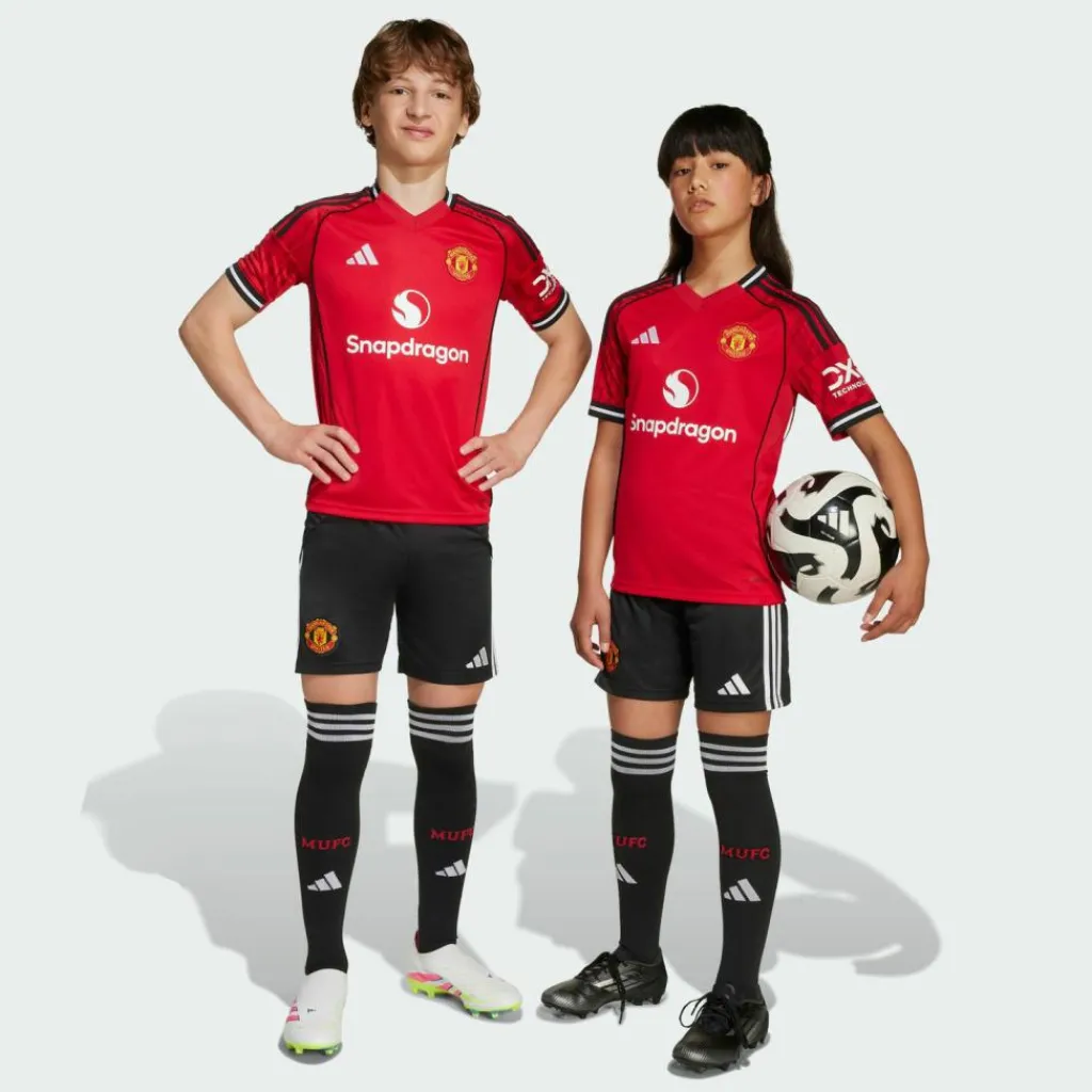 adidas Shorts<· Manchester United 25/26 Kids Heimshorts Black