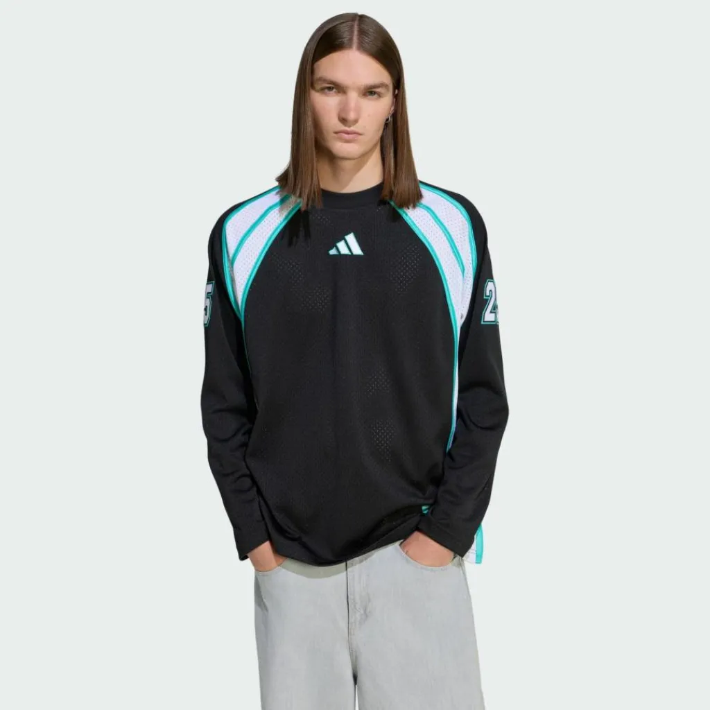 Online · MERCEDES - AMG PETRONAS FORMULA ONE Herren Tops & Tanks
