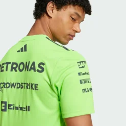 · MERCEDES - AMG PETRONAS FORMULA ONE Herren Tops & Tanks