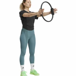 adidas Training|Yoga<· Power black