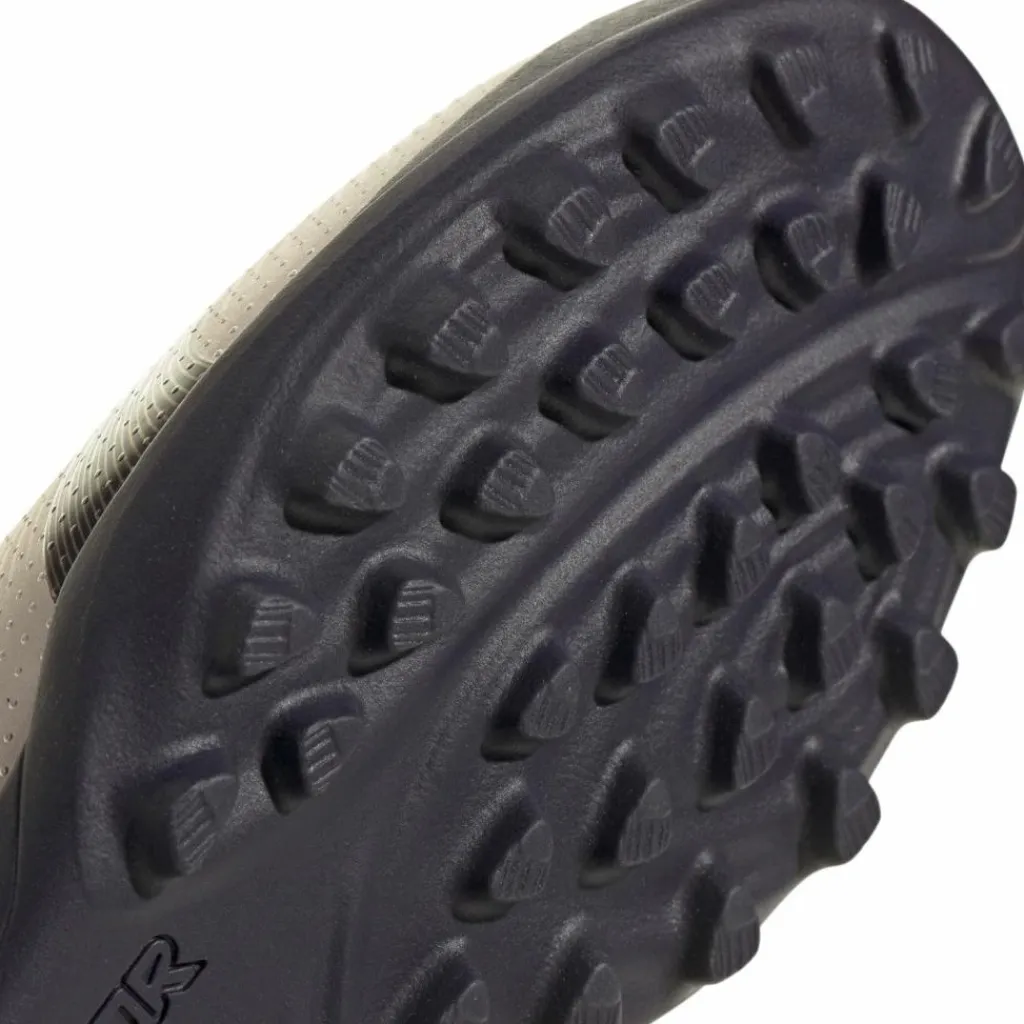 Discount · PREDATOR LEAGUE TF J Kinder Fußballschuhe