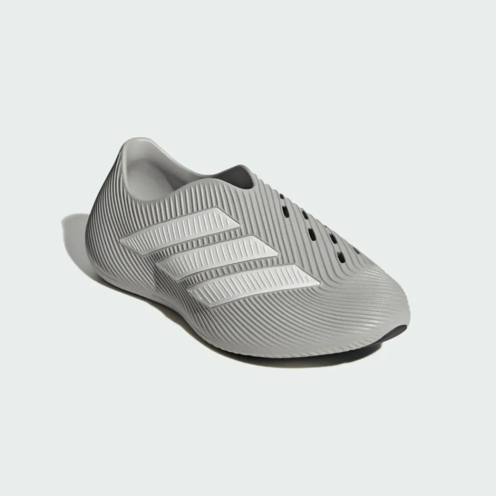 adidas Schwimmen|Badeschuhe<· PURECHILL SLIDES Grey Two / Grey One / Core Black