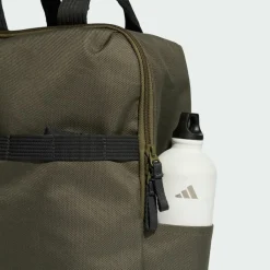 adidas Trainingsrucksäcke<· Rucksack Utility Kastiger Rucksack Olive Strata