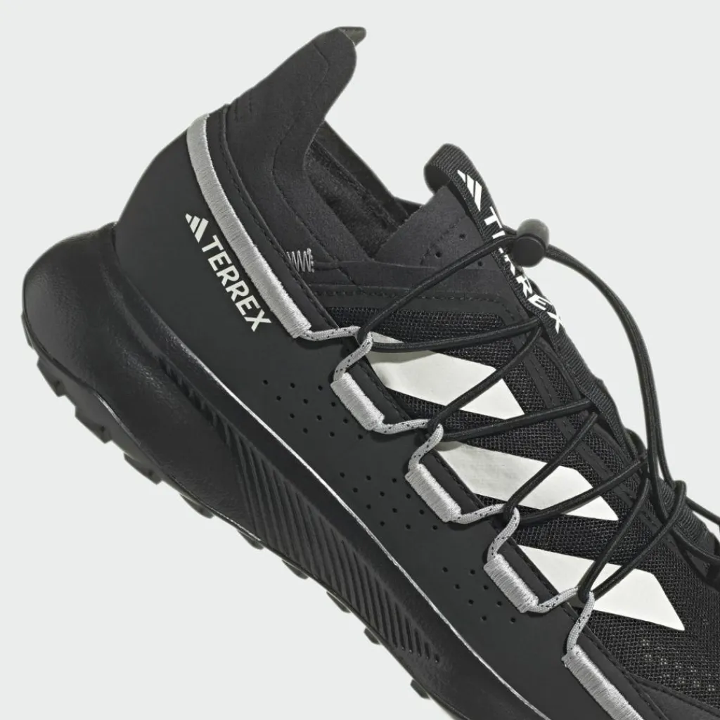 adidas Wanderschuhe<· Terrex Voyager 21 Reiseschuhe Core Black / Chalk White / Grey Two