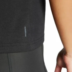 adidas Tops & Tanks<· Training-Essentials black