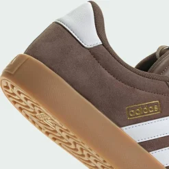 adidas Sneaker<· VL Court 3.0 Schuh Earth Strata / Cloud White / Gold Metallic