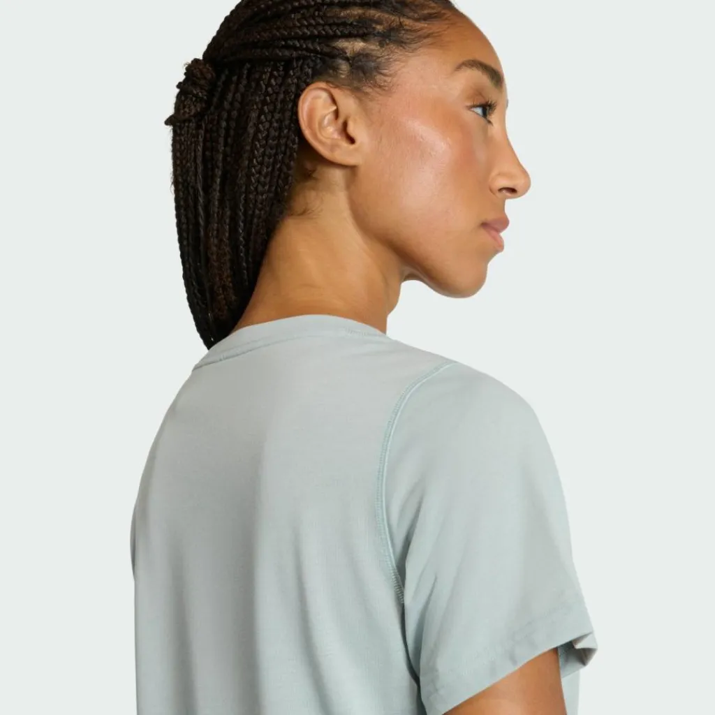 adidas Shirts<· Workout Essentials T-Shirt mit tiefem Wonder Sage