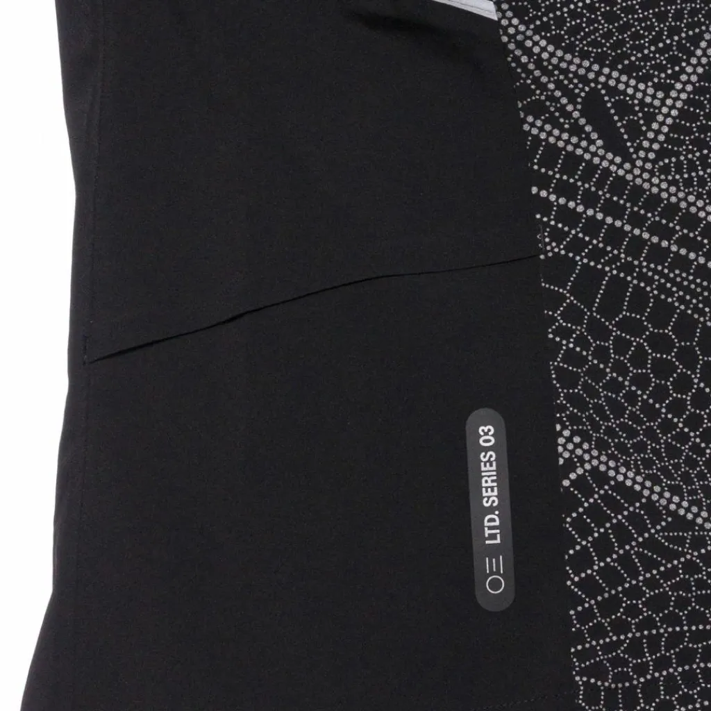 ASICS Laufen|Jacken<· LIMITED SERIES LITE-SHOW performance black