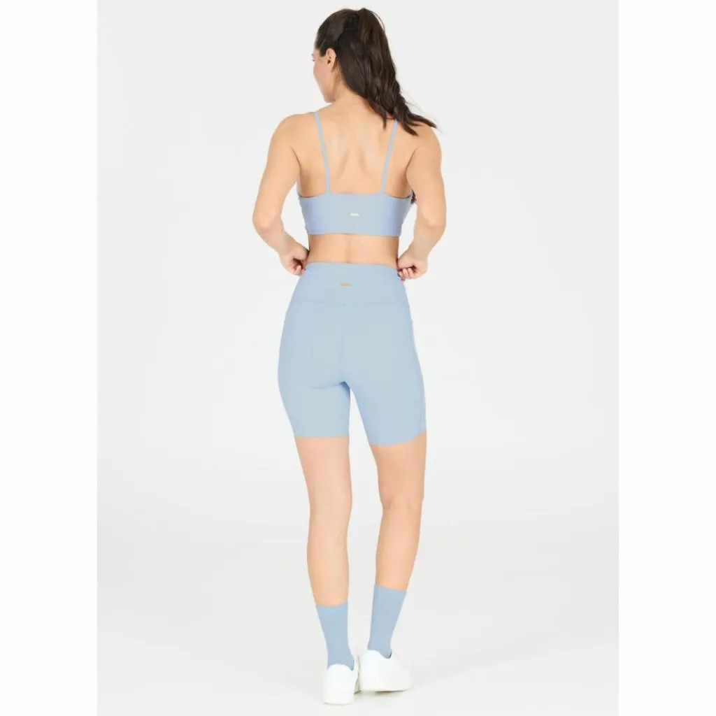 Online · Aliya Damen Yoga|Yoga