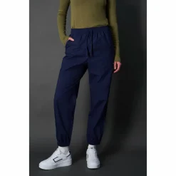Discount · Minimalist Resort Damen Loungewear