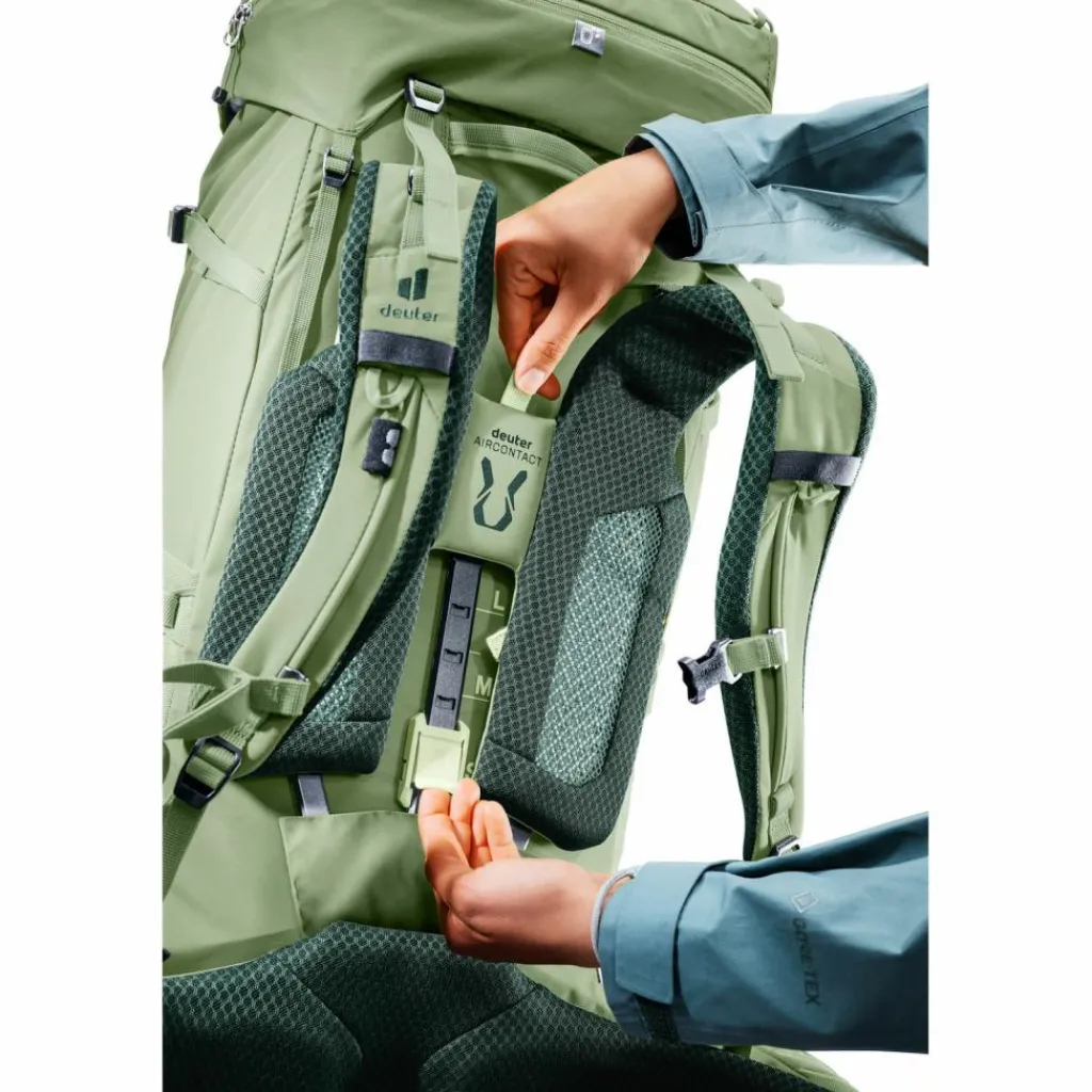Deuter Rucksäcke|Trekkingrucksäcke<· Aircontact Core 55+10 SL grove-ivy