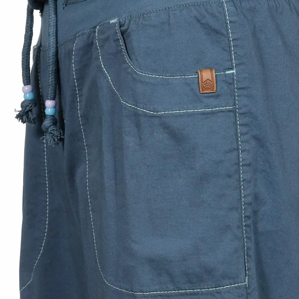 E9 Hosen|Klettern & Bouldern<· MAFALDA apatite