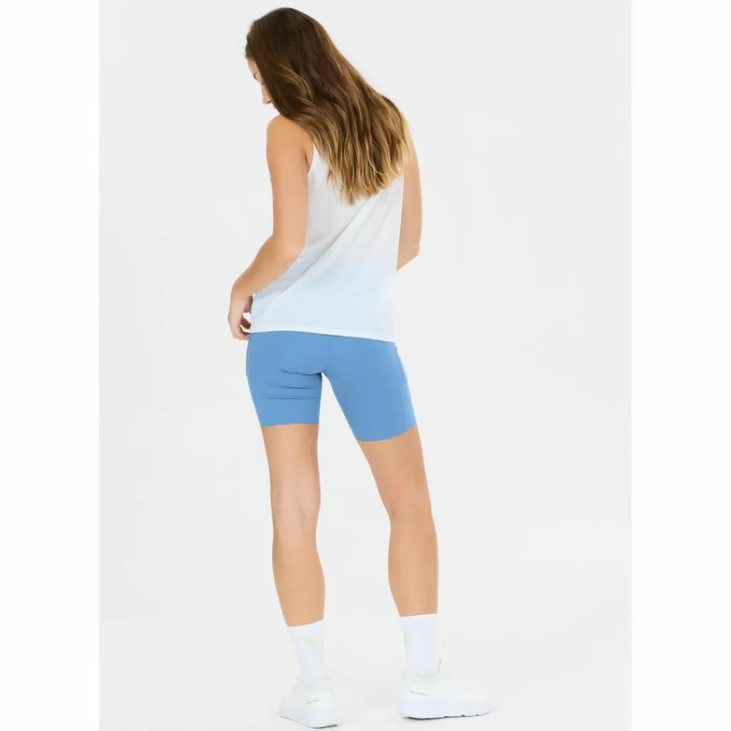 Endurance Yoga|Yoga<· Move 2287 Pacific Coast
