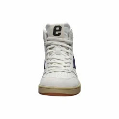 New · Carl Skateboarding