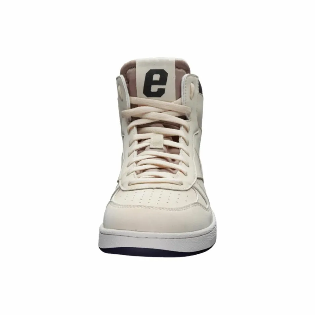 New · Carl Skateboarding