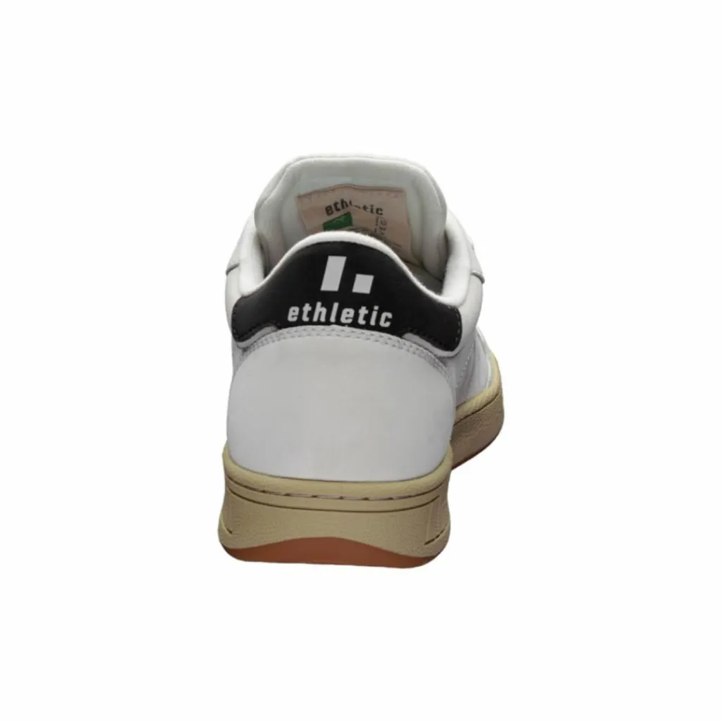 Online · Jesse Skateboarding