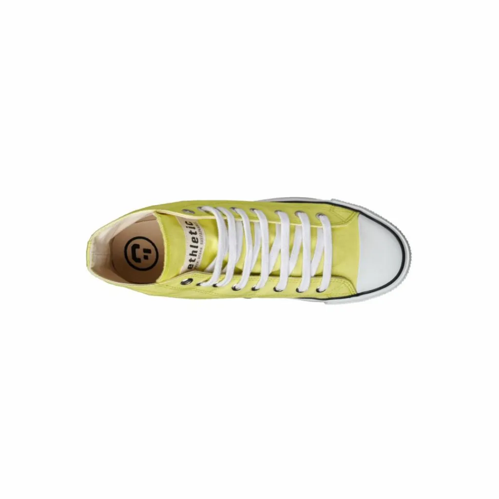 · White Cap Hi Cut Skateboarding
