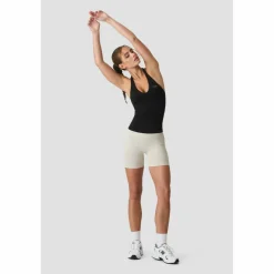 ICANIWILL Tops & Tanks<· Define black