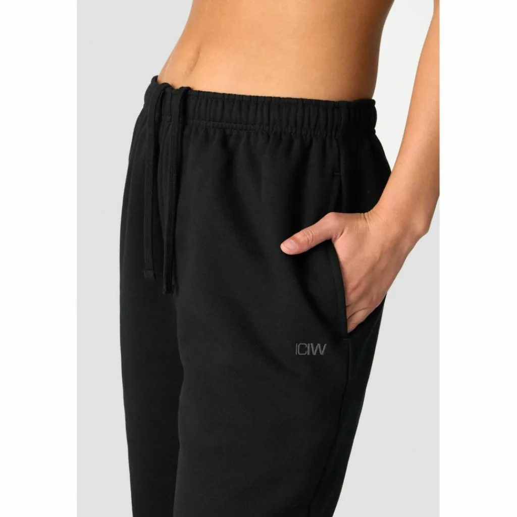 ICANIWILL Hosen<· Everyday black