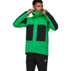 Mammut Regenjacken<· Taiss pinea-black