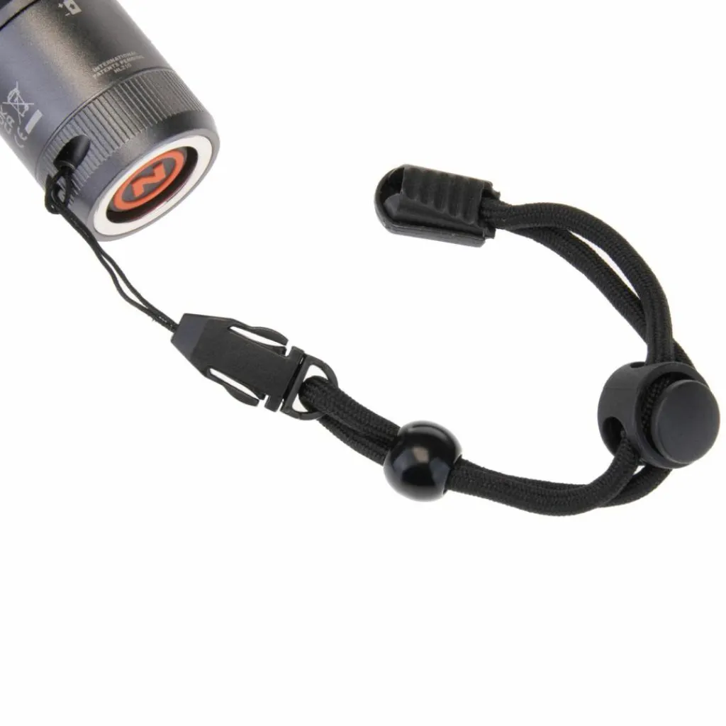 Outlet · NEWTON 750 Beleuchtung