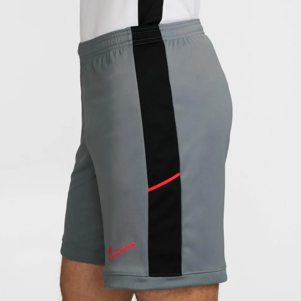 Nike Fußball<· Academy cool grey-black-bright crimson