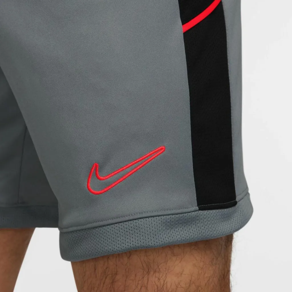 Nike Fußball<· Academy cool grey-black-bright crimson