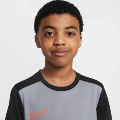 Nike Fußball|Shirts<· Academy 25 cool grey-black-bright crimson
