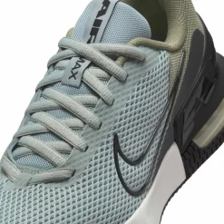 Nike Fitnessschuhe<· AIR MAX ALPHA TRAINER 6 light silver-anthracite-dark stucco