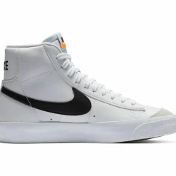 Nike Sneaker<· BLAZER 77 white-black-total orange