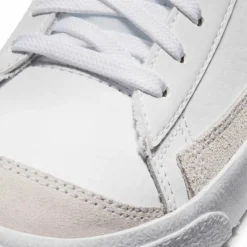 Nike Sneaker<· BLAZER 77 white-black-total orange