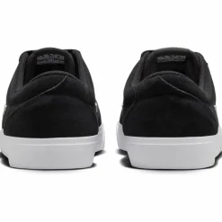 Nike Streetwear|Sneaker<· Charge Suede black-white-black